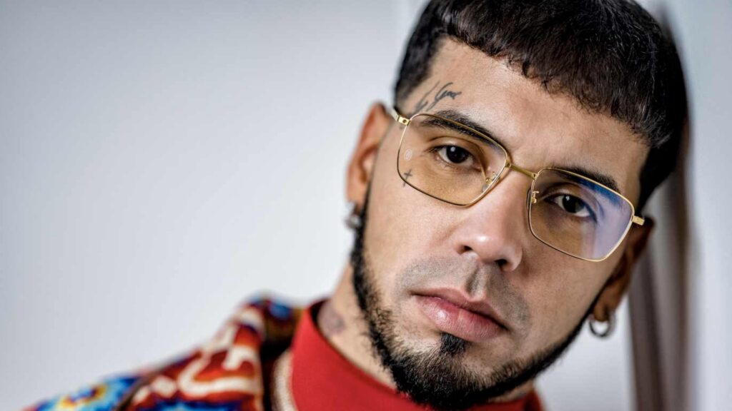 Anuel AA Outfit from July 22, 2023, WHAT'S ON THE STAR? in 2023